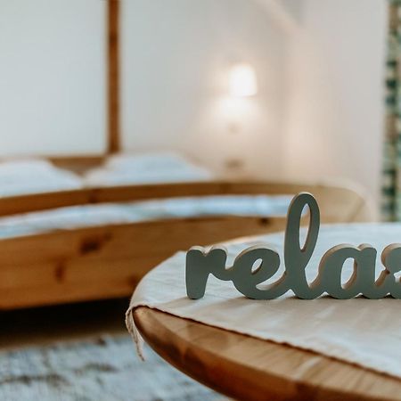 Kek Vendeghaz Family Resort 기에네스디아스 외부 사진